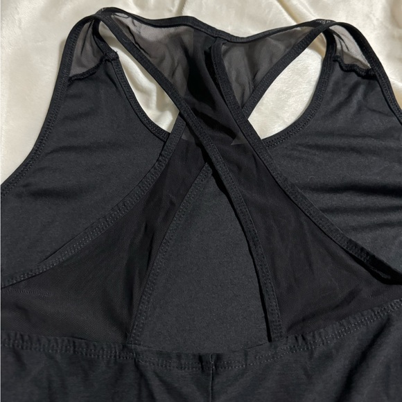 Reebok tank - Picture 4 of 4